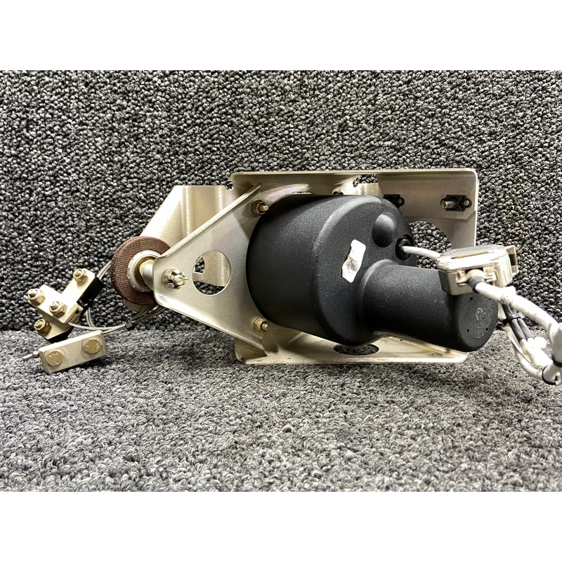 0108-15-P4 S-Tec Pitch Servo Assembly and Mounting Brackets