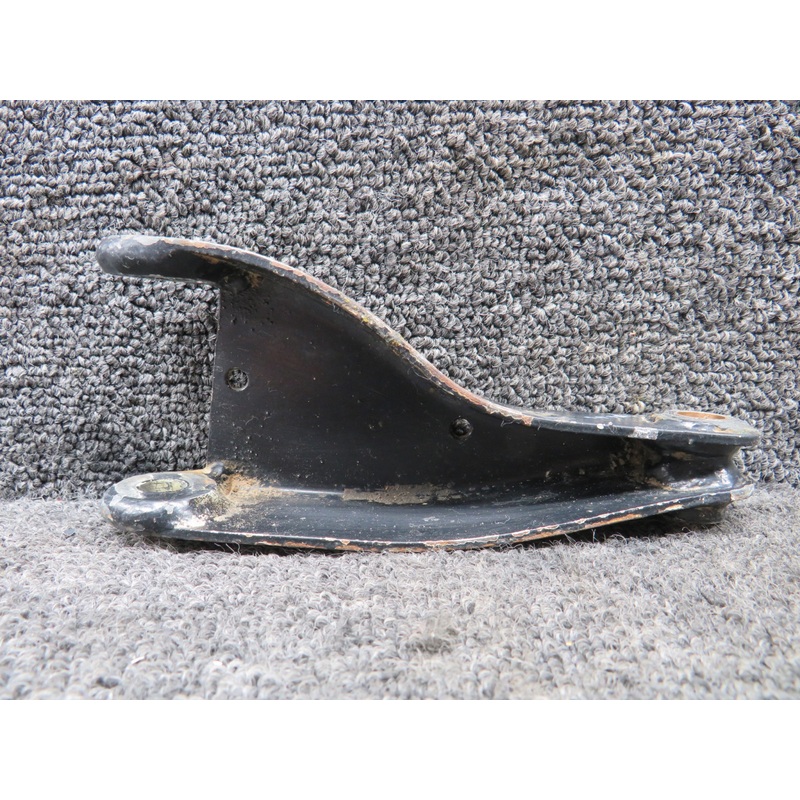 194209-10 Bellanca Upper Torque Link Nutcracker Assembly