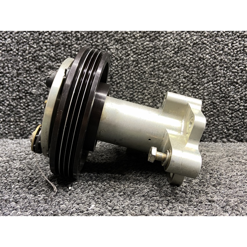 21119-102 Continental IO-550-N42 Air Conditioning Drive Mount with Pulley