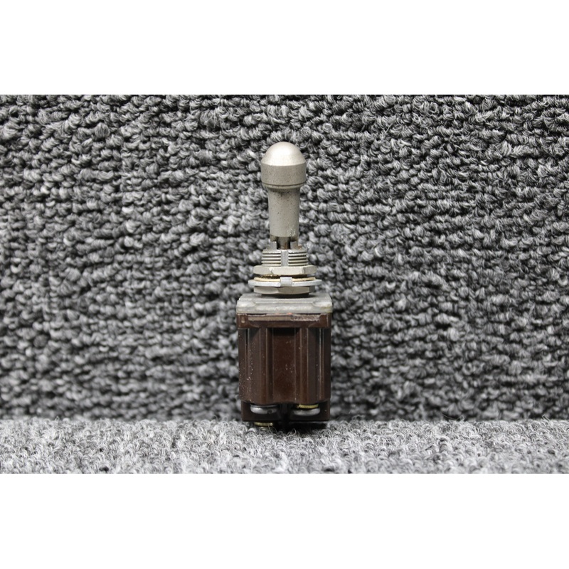 8504K6 (Alt: MS24659-23D) Cutler-Hammer Toggle Switch