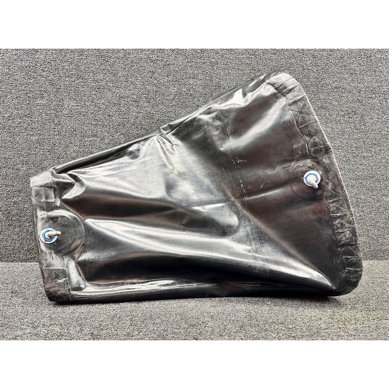 1381 Aero Tech Services Fuel Cell Bladder Assembly