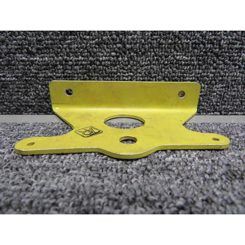 205-6-051-15 SIAI-Marchetti S205 Pulley Flap Control Bracket RH