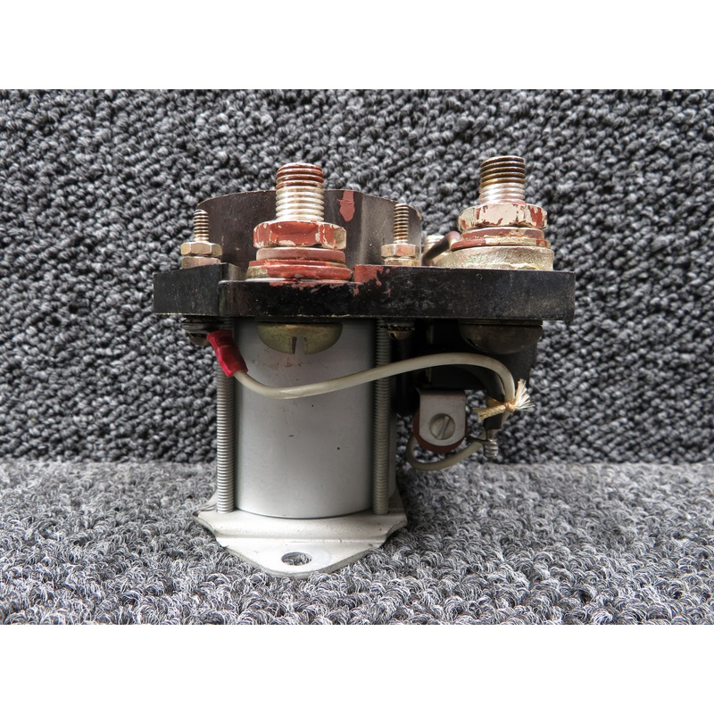 44B255301-002 (Alt: 6141H137) Cutler-Hammer Relay (Volts: 24)(Amps: 200)