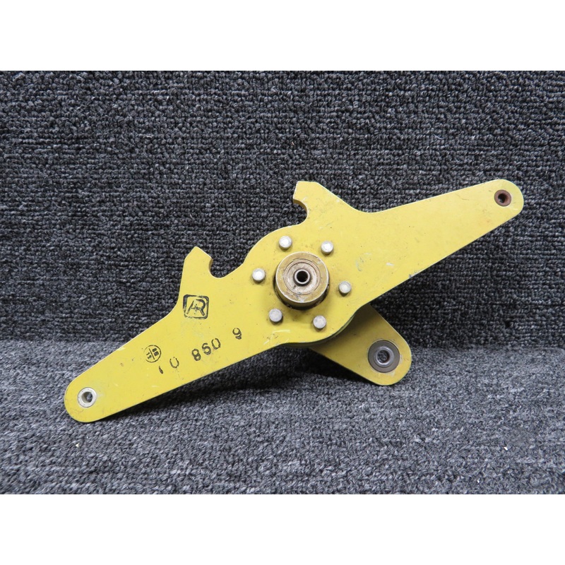 205-6-098-01 SIAI Marchetti Aileron Control Bellcrank Assembly LH