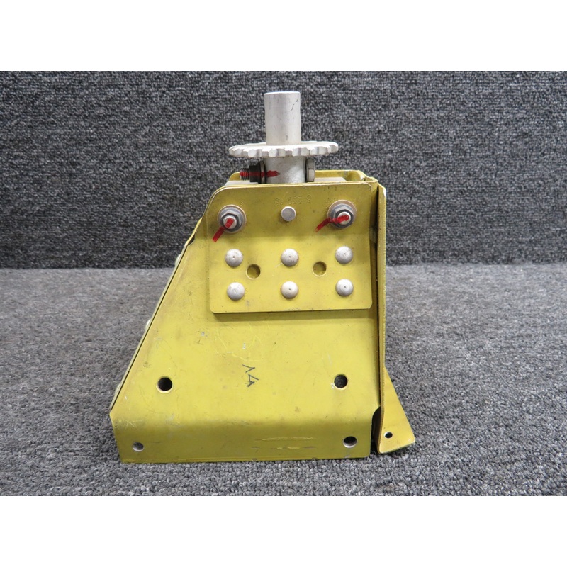 205-6-209-01 SIAI-Marchetti S205 Emergency Extension Drive Box Assy (NOS)