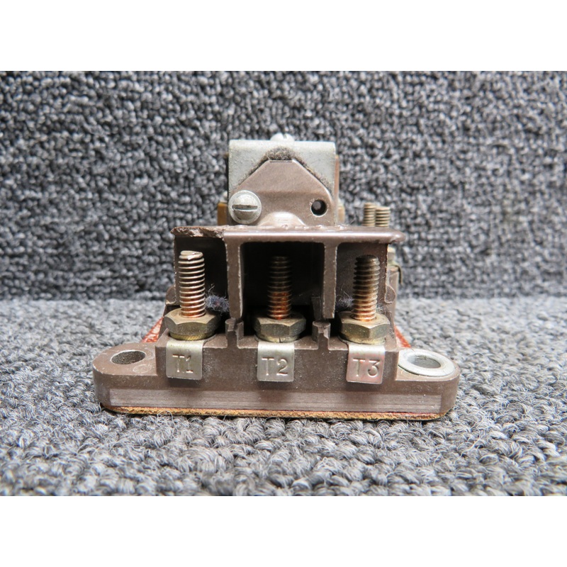 9565H5A Cutler-Hammer AN3335-1 Relay (Volts: 28, Amps: 5) (Chipped)