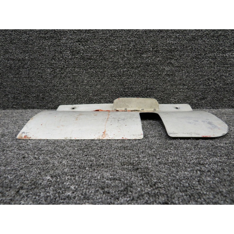 W0552001-3 SIAI-Marchetti S205 Cylinder Deflector Plate RH