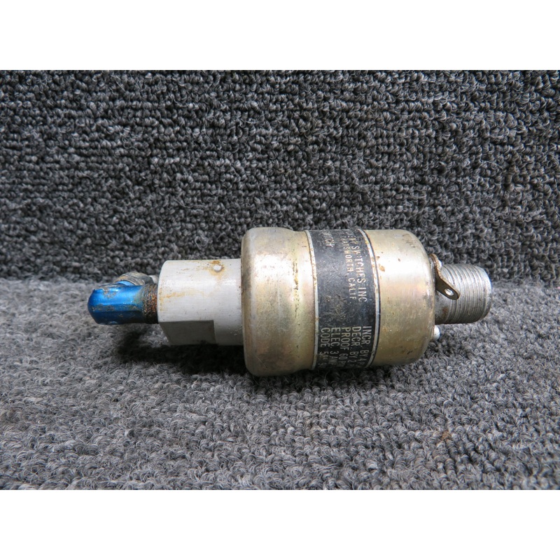 200G62 Custom Component Switches Gauge Pressure Switch (28V) (Worn Housing)