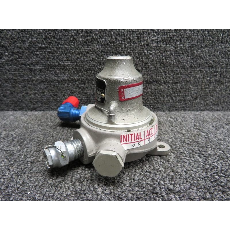 27660-05 Scott Oxygen Pressure Regulator with Serviceable Tag