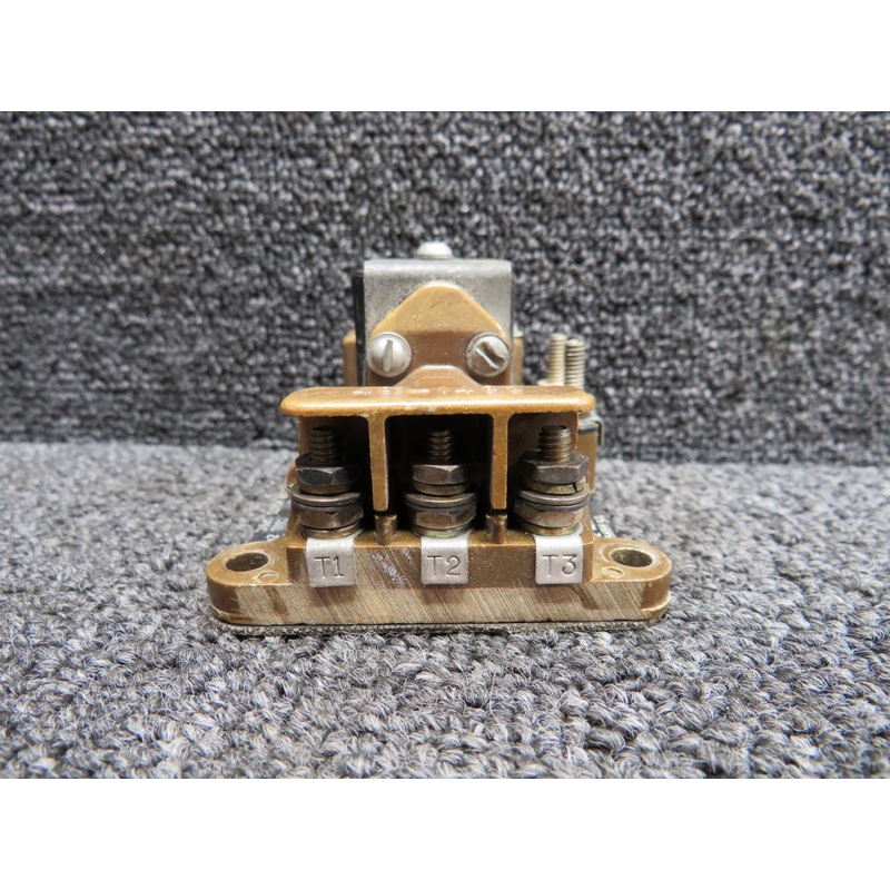 9565H5A Cutler-Hammer Relay (Volts: 24, Amps: 5) (Chipped Hole)