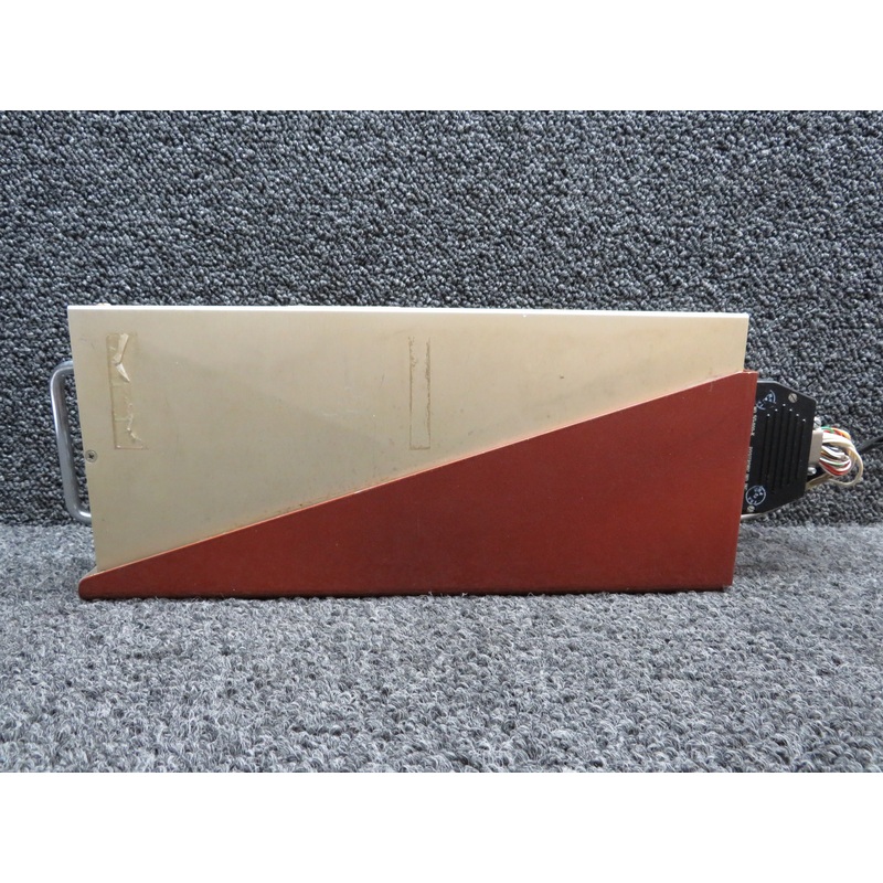 0110 S-Tec Autopilot Pitch Computer Assembly with Tray (Volts: 14)