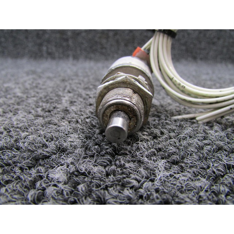 H11-1168 (Alt: 100-381006-1) Control Switch Gear Position Switch