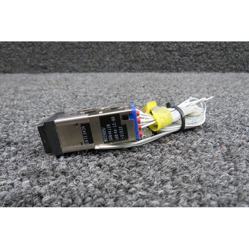 M22885-1084412B Aerospace Optics INHIBIT GSINH Push Button Illuminated Switch