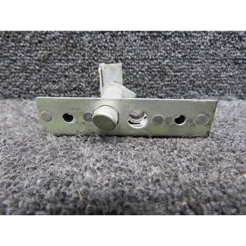 205-1-143-01 SIAI-Marchetti S205 Lower Cabin Door Latch Assembly RH