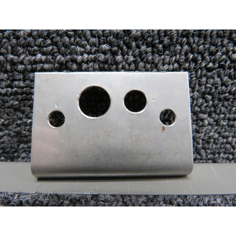 205-1-146-11 SIAI-Marchetti S205 Plate-Cabin Door Latch Bolt Retainer RH (NOS)