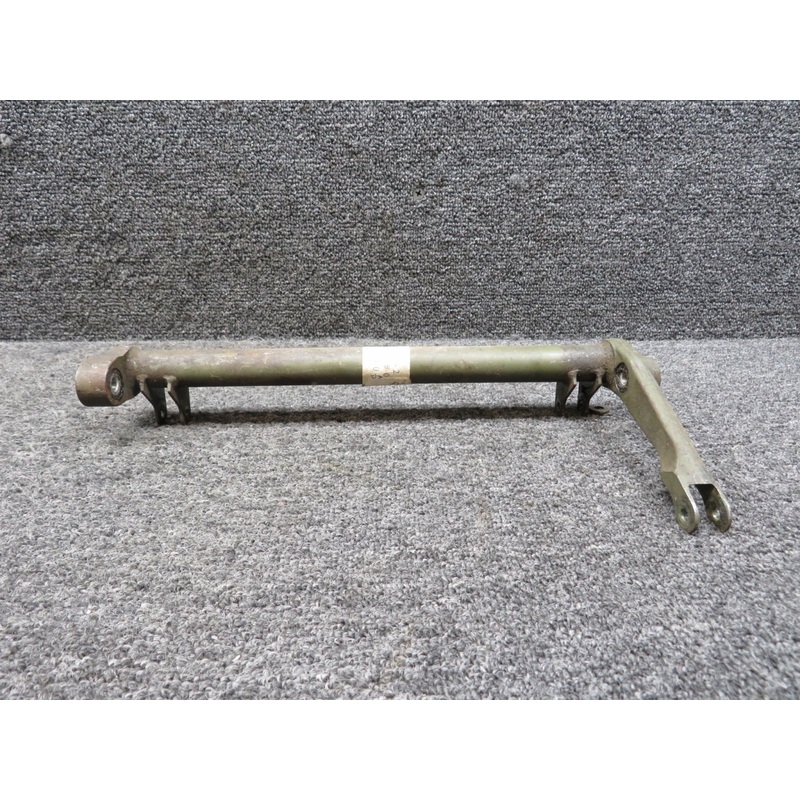 1243417-1 Cessna 210D Nose Gear Door Torque Tube Assembly