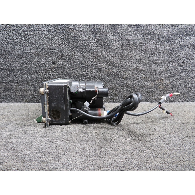 15830-4 ARO Oxygen Diluter Demand Regulator (Worn, Faded Face)