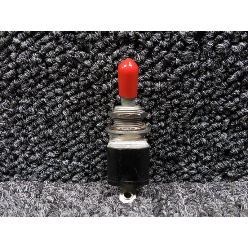 MS35058-30 (Alt: 8811K17) Cutler-Hammer Momentary Toggle Switch Assembly