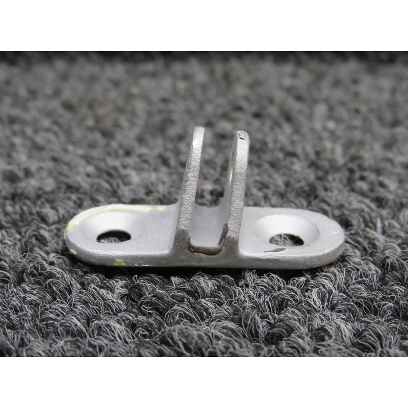 206-031-326-001 Bell 206B Baggage Door Hinge Lower