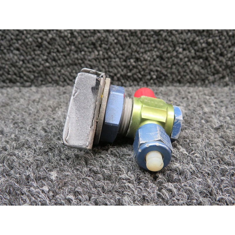 206-070-122-003, 206-070-539-001 Bell 206B Lower Static Port and Baffle Assembly