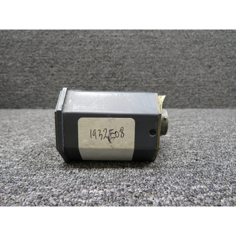 820-673 (Alt: 9914187-3) Hickok Flap Indicator