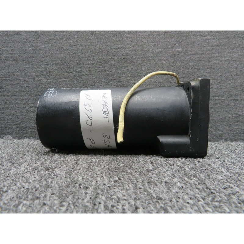 RCM60ACL Aerosonic Rate of Climb Indicator, Lighted (0-6000 Ft per Min)