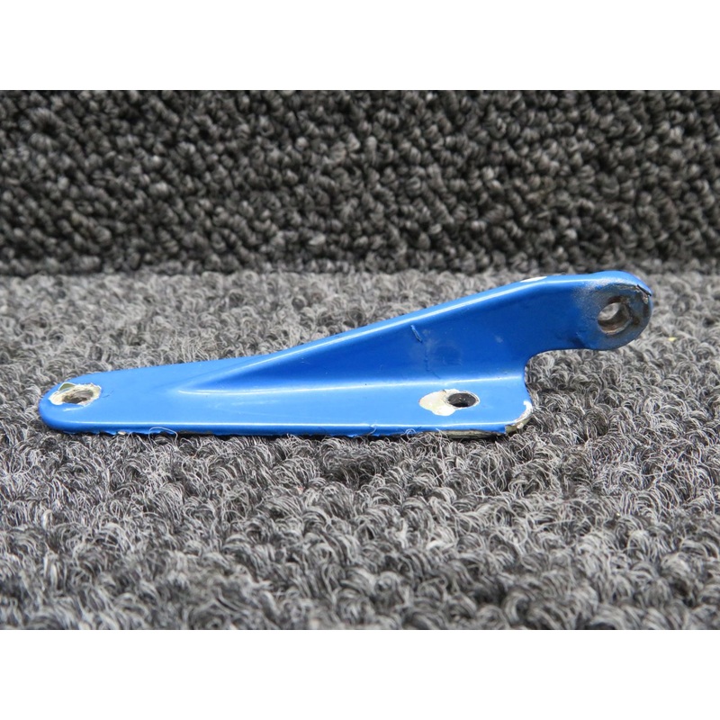 206-031-538-004 Bell 206B Cabin Door Hinge Half Upper RH Aft