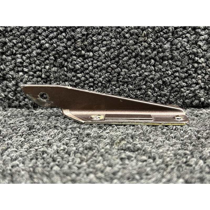 206-033-635-007 Bell 206L-1 Upper Aft Litter Door Hinge RH