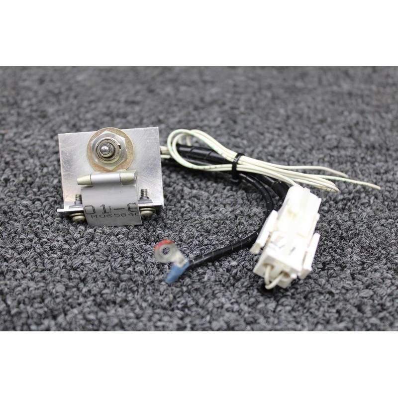 4602CH1-3 Micro Switch 91929 Forward Cargo Door Micro Switch with Bracket