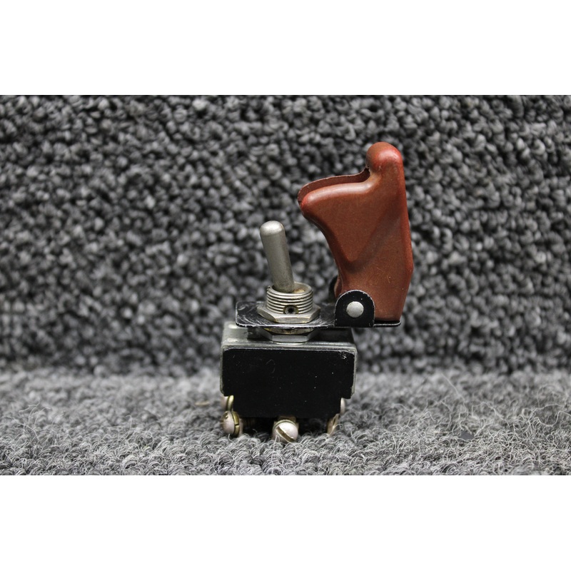 ST50N (Alt: AN3027-3) Cutler Hammer Toggle Switch with Guard