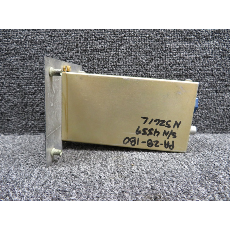 128V Airmarc Marker Beacon Receiver with Mounting Bracket