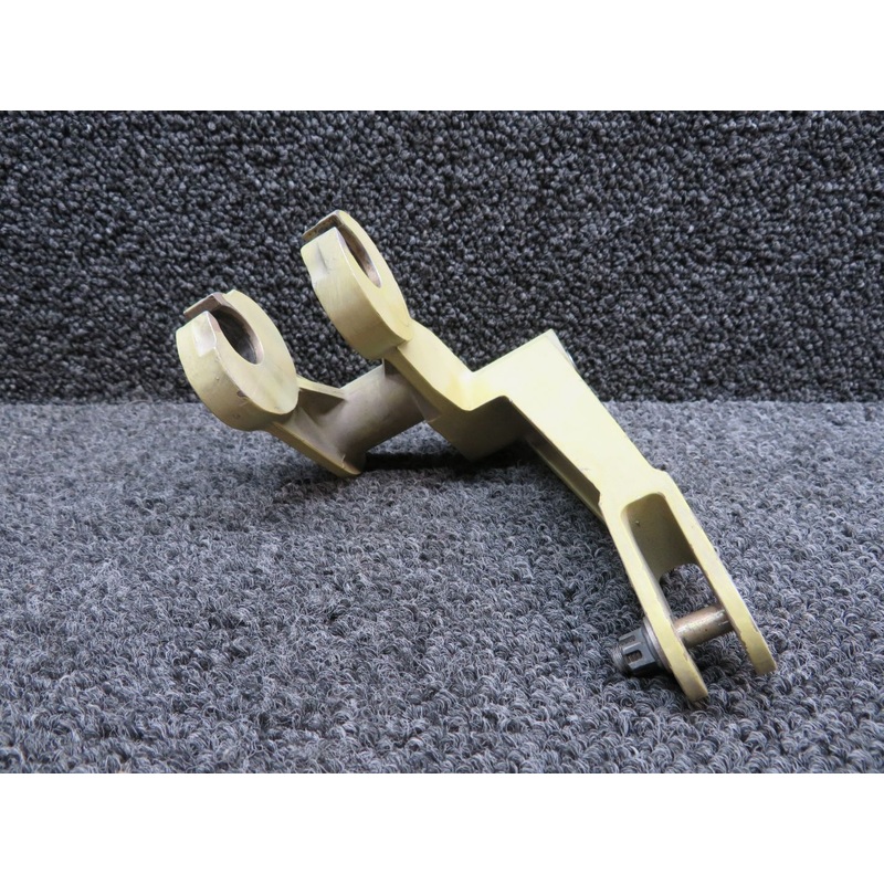 206-001-567-002 (Cast: 206-001-567-2) Bell 206B Bellcrank Assembly RH