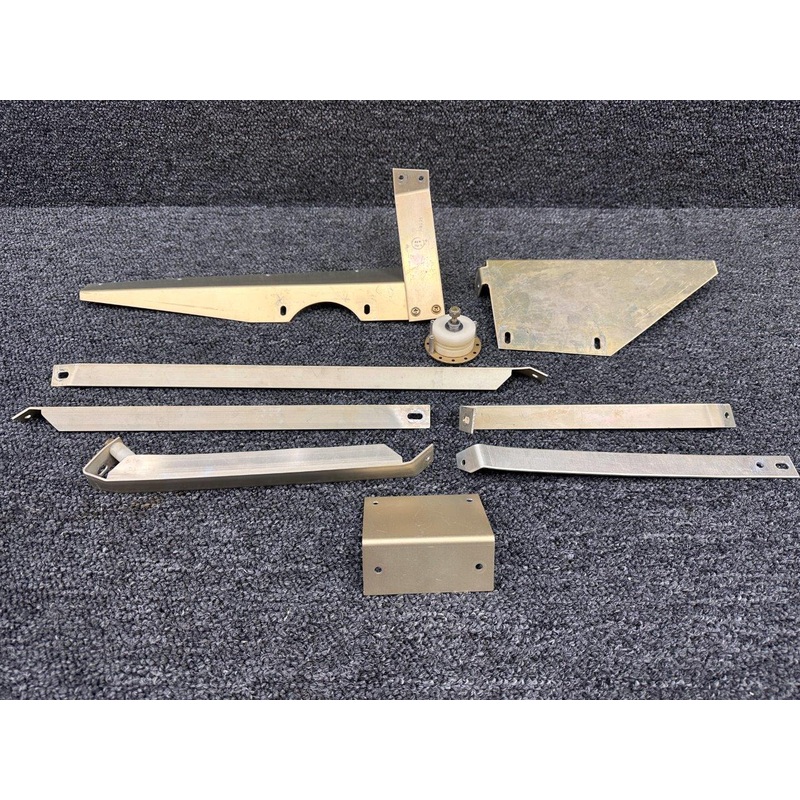 Cessna R182 S-Tec Mounting Bracket Set