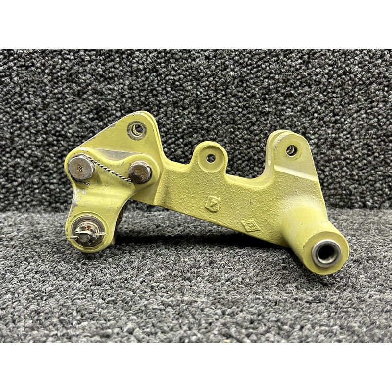 206-001-155-001 (Cast: 206-001-155-1) Bell Collective Pitch Control Lever