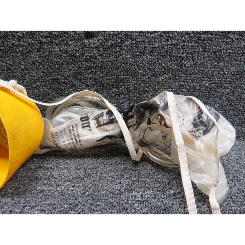 289-601-18 Scott Passenger Oxygen Mask Assembly