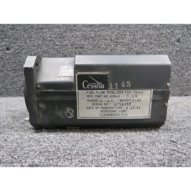 65840-0159 Aerosonic Fuel Flow Totalizer (Missing Knob Covers)