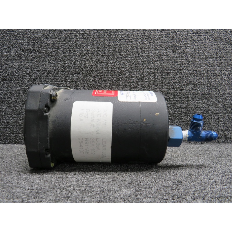 SLZ9068 Specialties Inc. D6WB Inertial-Lead Indicator Vertical Speed Indicator