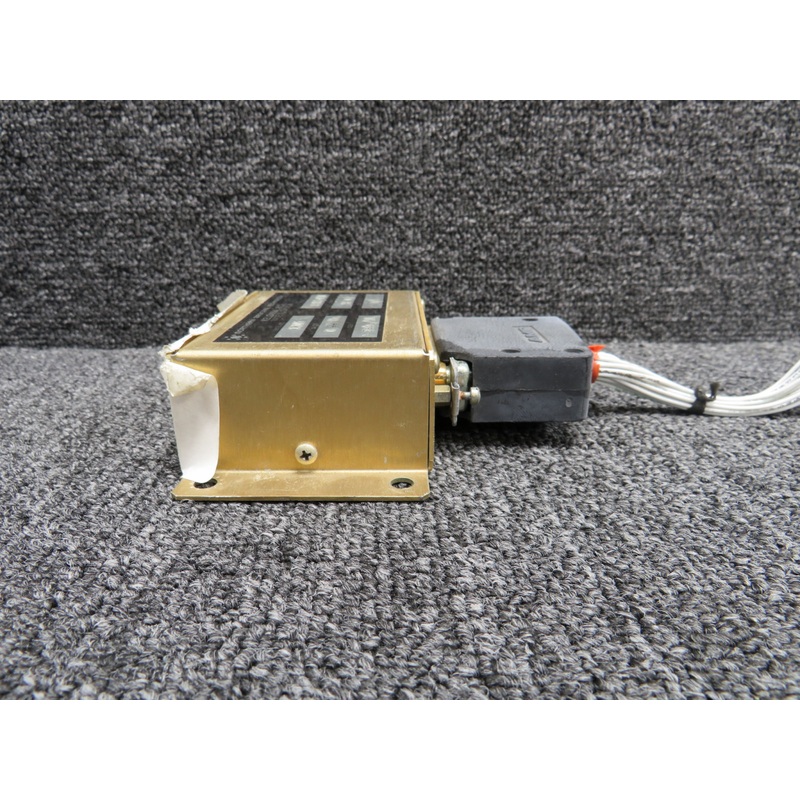 RS12-020 Northern Airborne Switch  (28 VDC)