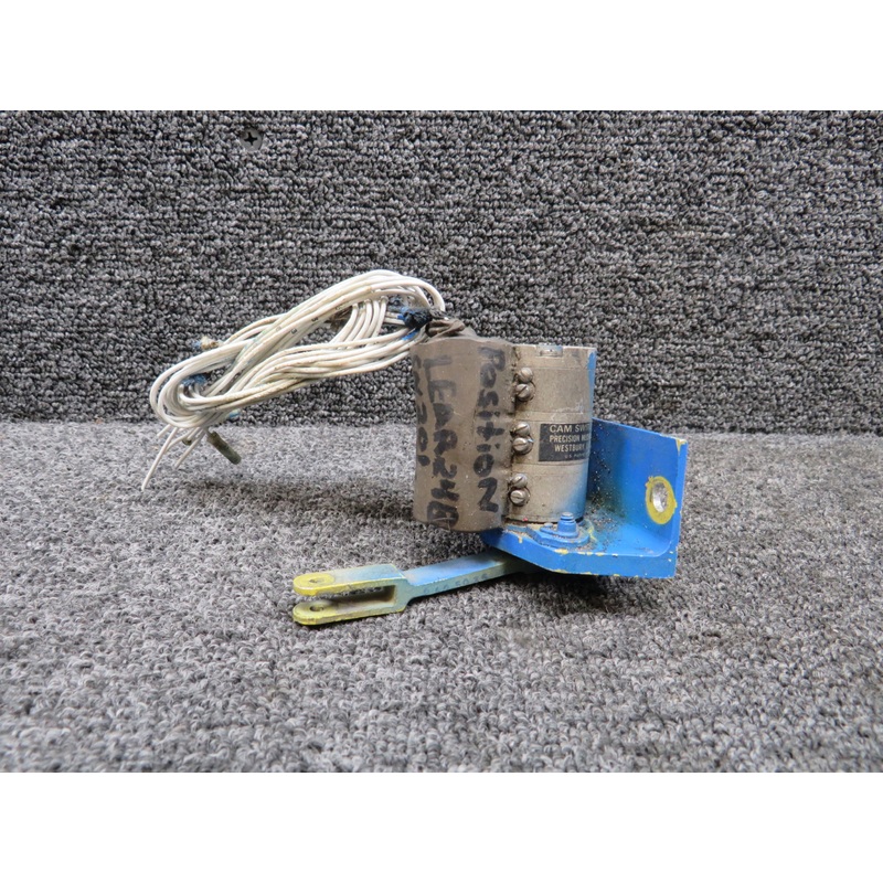 2625028-10 Learjet 24B Precision Mechanisms Flap Stall Switch Assembly RH