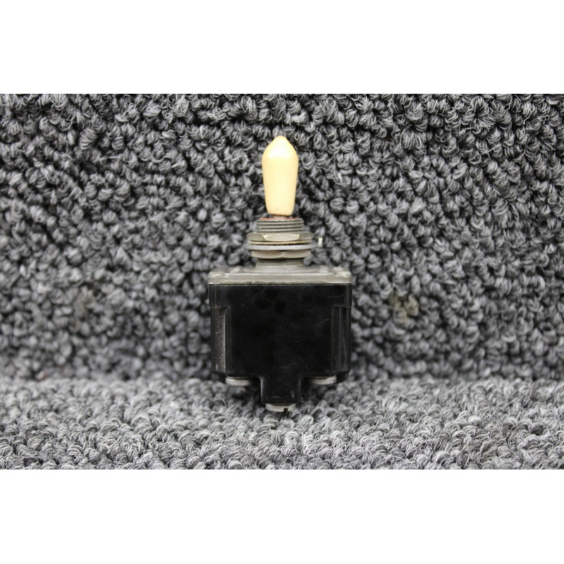2TL1-1 (Alt: MS24524-21) Micro Switch Toggle Switch