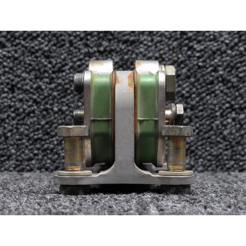 93582-09 (Alt: 45AS42002-13) Barry Isolator Aft (Rust)