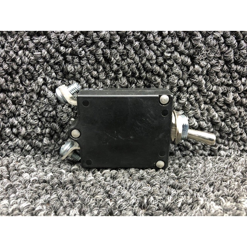 W31-X2M1G-5 (USE: CM3589A5) Tyco Electronics EFD Toggle Switch (VAC: 250)