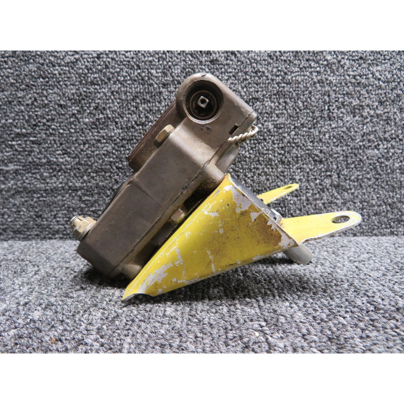 XW20345-275-50 Alco Windshield Wiper Converter with Mount
