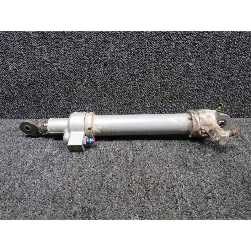 265-580127-012 North American Sabre NA-265-80 Hydraulic Actuating Cylinder