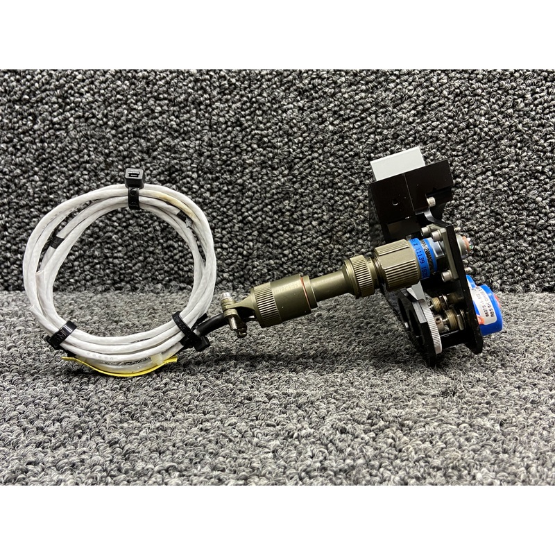 EM4138-1 (Alt: 100-621-0104) Electromech Flap Handle Assembly