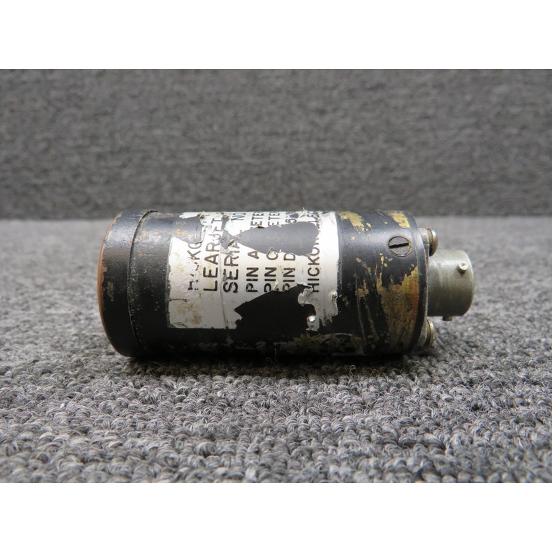 720-185 (Alt: 6608217-10) Hickok Rudder Trim Indicator (Worn Face and Casing)