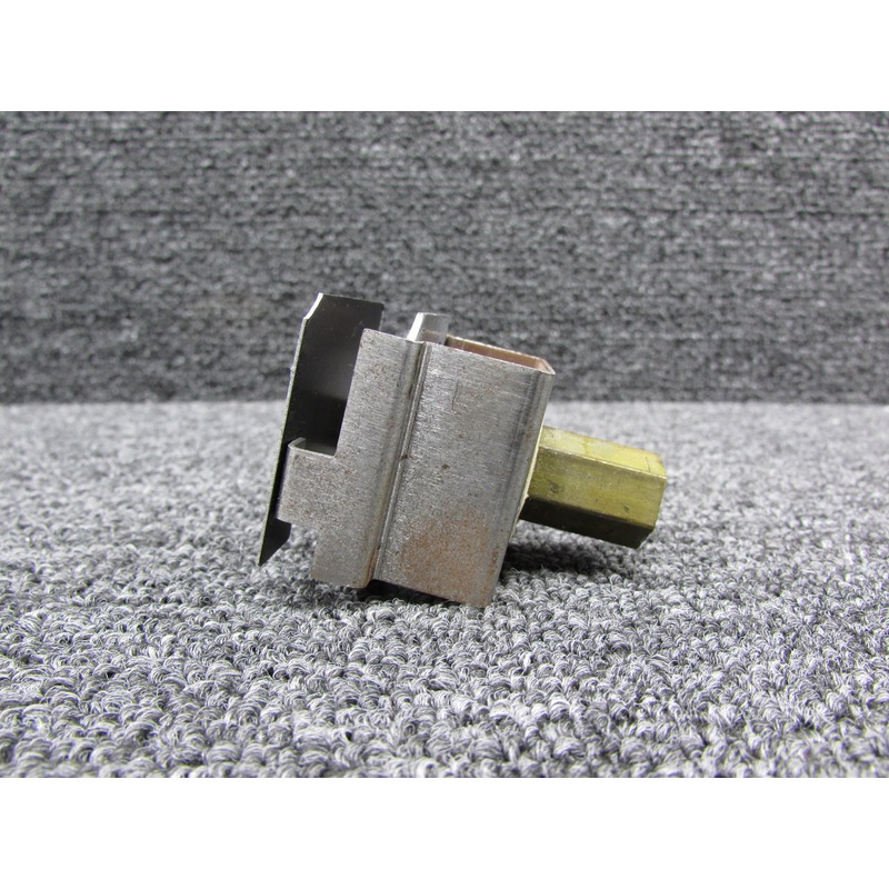 Rochester Oil Pressure Indicator (Worn, Cut Face)