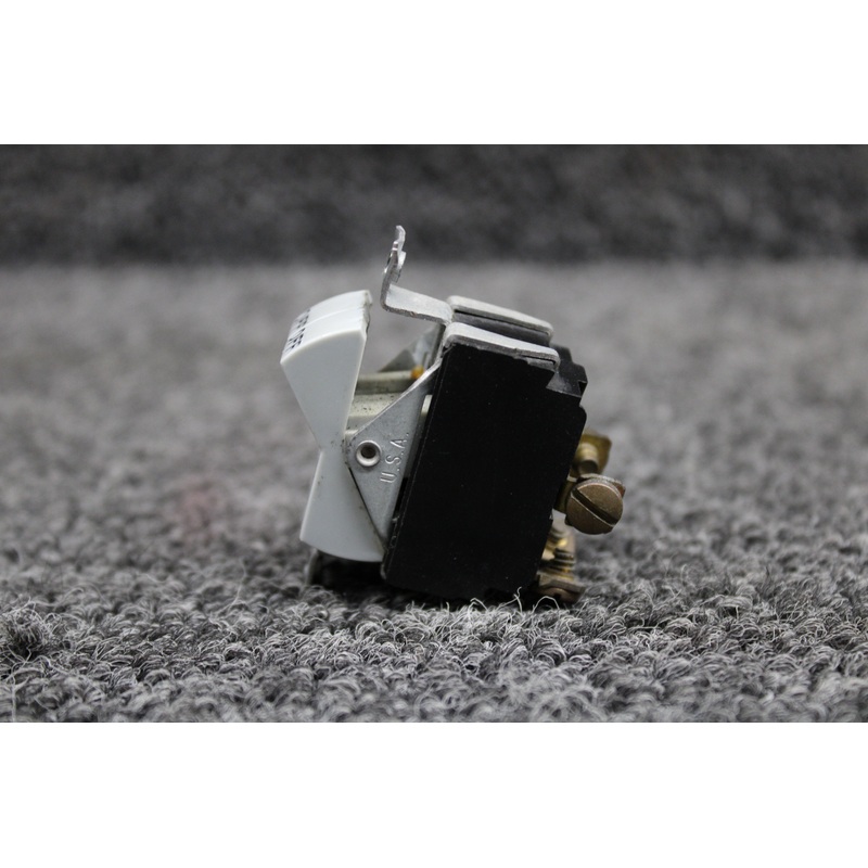 8911K659 (Alt: 99377-006) Cutler-Hammer Dual Beacon, Anti-Collision Switch