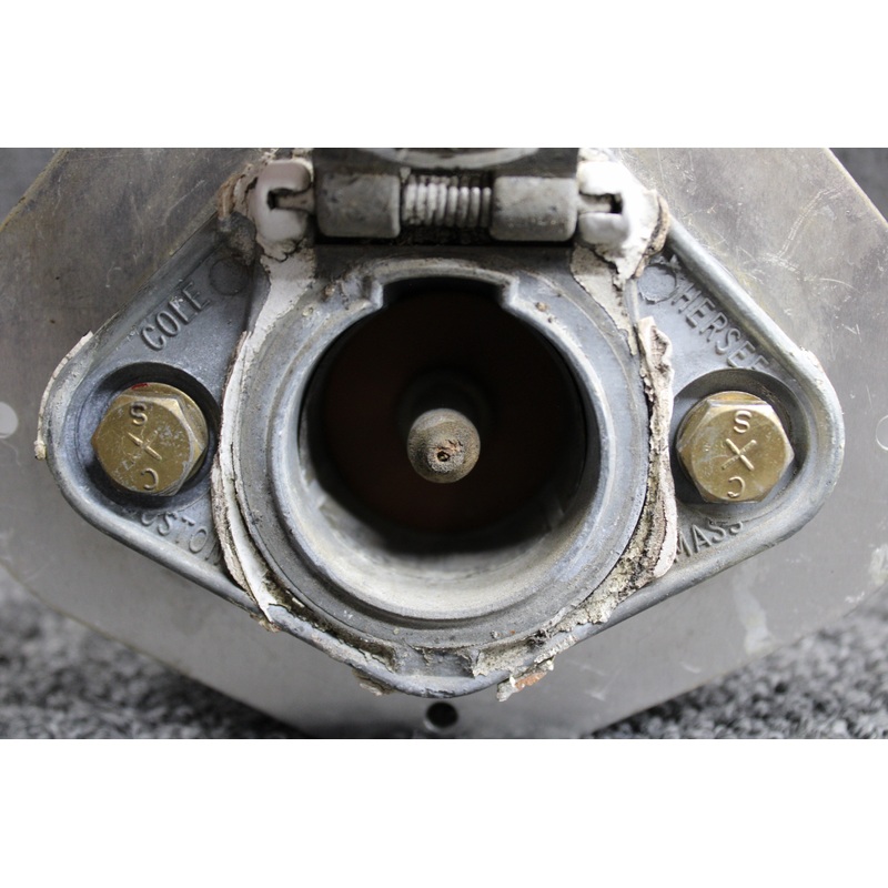 62226-000, 62227-000, 89097-003 Piper PA28R-201 Cole Hersee External Power Plug