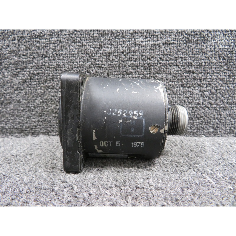 500-22 (Alt: C668520-0102) Instruments Outside Air Temperature Indicator